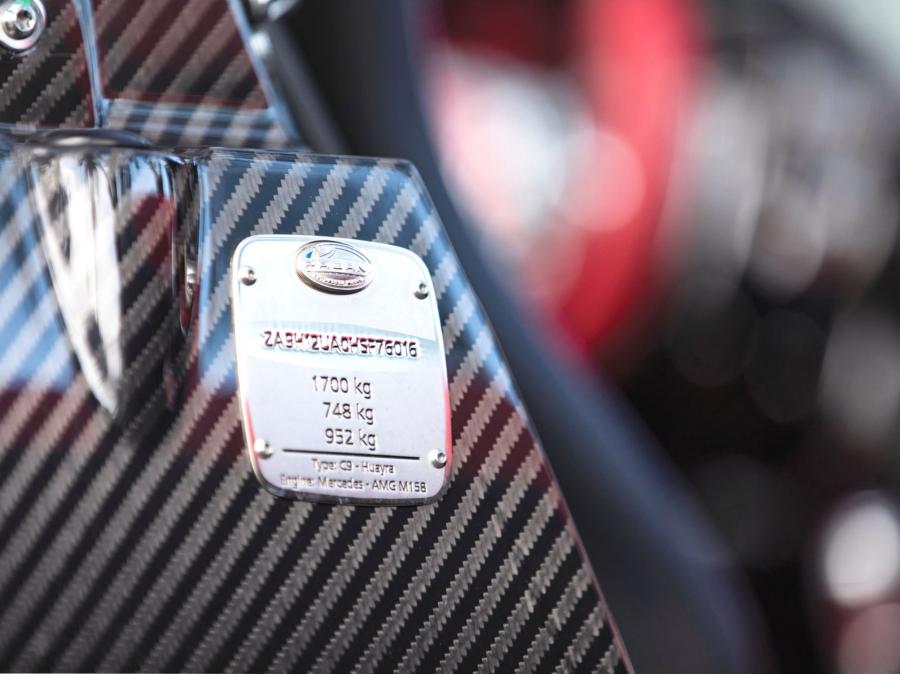  Pagani Huayra Roadster (94 of 100) 2017 года  (NA) (фото 17 из 61)